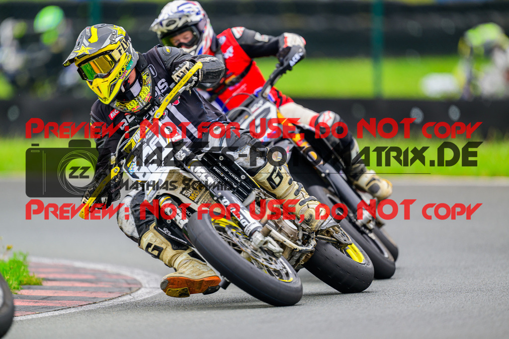 MaZZes_FotoMatrix_240622_6007705_4852 | UE40