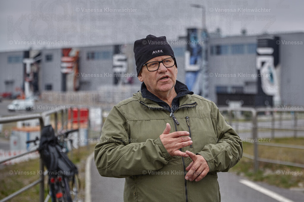 250412_TeslaWaldspaziergang_00007 | Vanessa Kleinwächter - Realisiert mit Pictrs.com