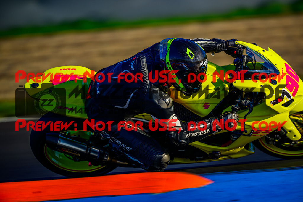 MaZZes_Fotomatrix_20250912_6007705_3763-2 | ROT