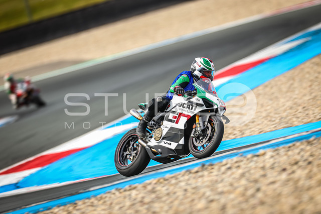 0146-260602ASN-003_146 | Deine Full-Service-Agentur für ✔️Videoproduktionen und ✔️Motorsportfotografie Jetzt Angebot anfragen!