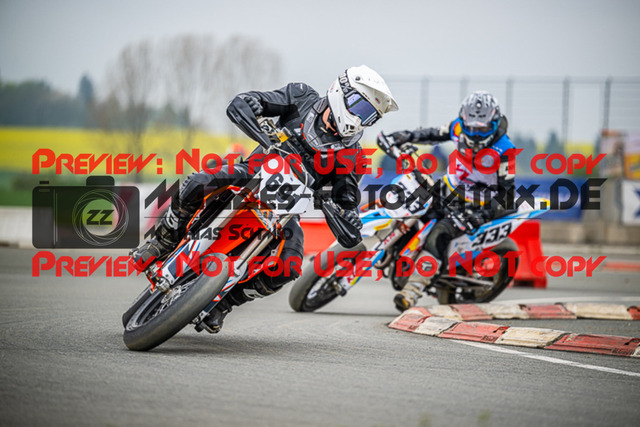 MaZZes_FotoMatrix_230507_7969 | S4