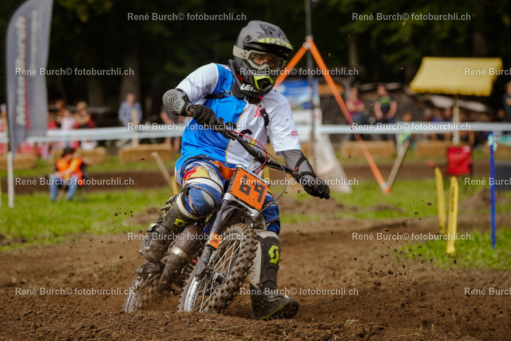 RB_01890 | René Burch leidenschaftlicher Fotograf aus Kerns in Obwalden.  Hier finden sie Sport, Landschaft und Natur Fotografie.
 - Realisiert mit Pictrs.com