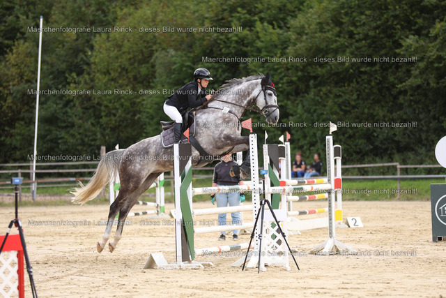 HG9A0332 | laurarinckfotografie - Realisiert mit Pictrs.com