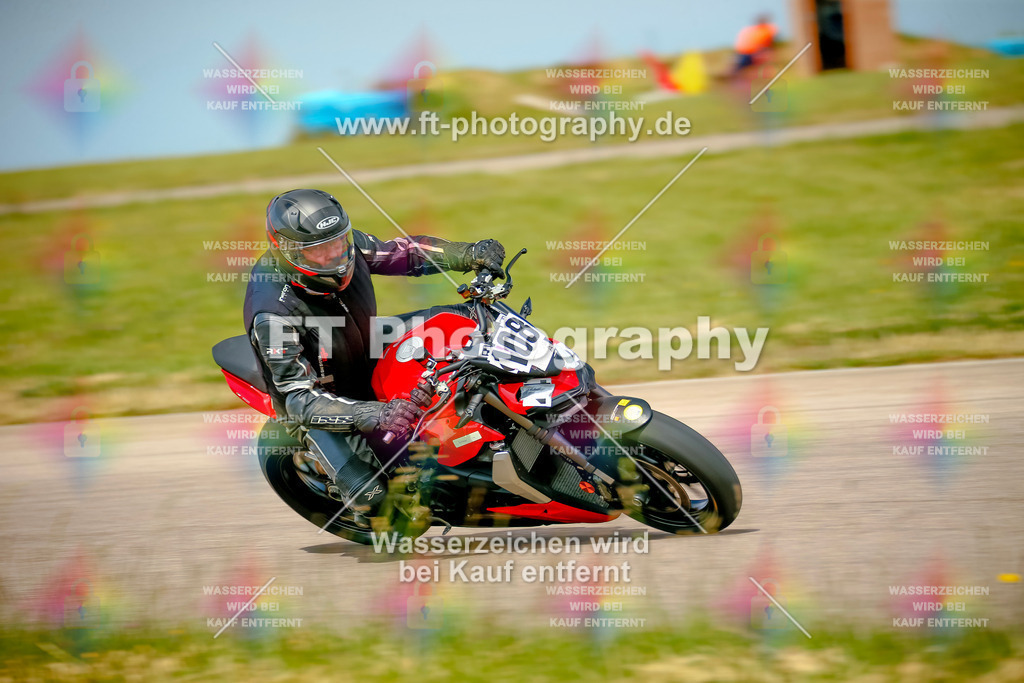 _MOT1047 | Hier findet Ihr Bilder von Touristenfahrten auf der Nürburgring Nordschleife oder von anderen Veranstaltungen die ich besucht habe. Viel Spass beim Durch Schauen 