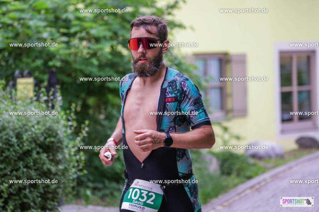 KSZ_4074 | Stadttriathlon Erding 2025. #yourpictrs #sportshot_your_pictrs @Sportshotphotography #stadttriathlonerding Copyright: www.sportshot.de