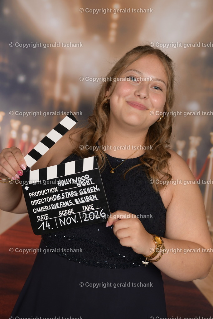 MT1_5055 | Wählen Sie hier bitte Ihr bestes Foto aus, mit diesem Bild wird Ihr Set produziert. Sollten Sie kein Bild wählen oder mehrere suchen wir das Beste aus!