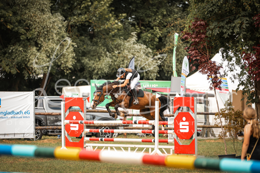 25.SaSpL00219 | Leoni Ertmer Photography - Realisiert mit Pictrs.com