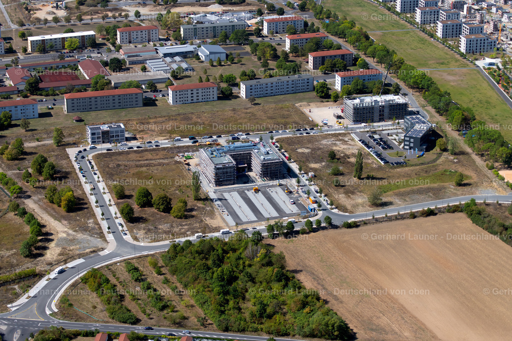 3902018 | Baustelle verschiedener Büro-und Technik Center am Hubland