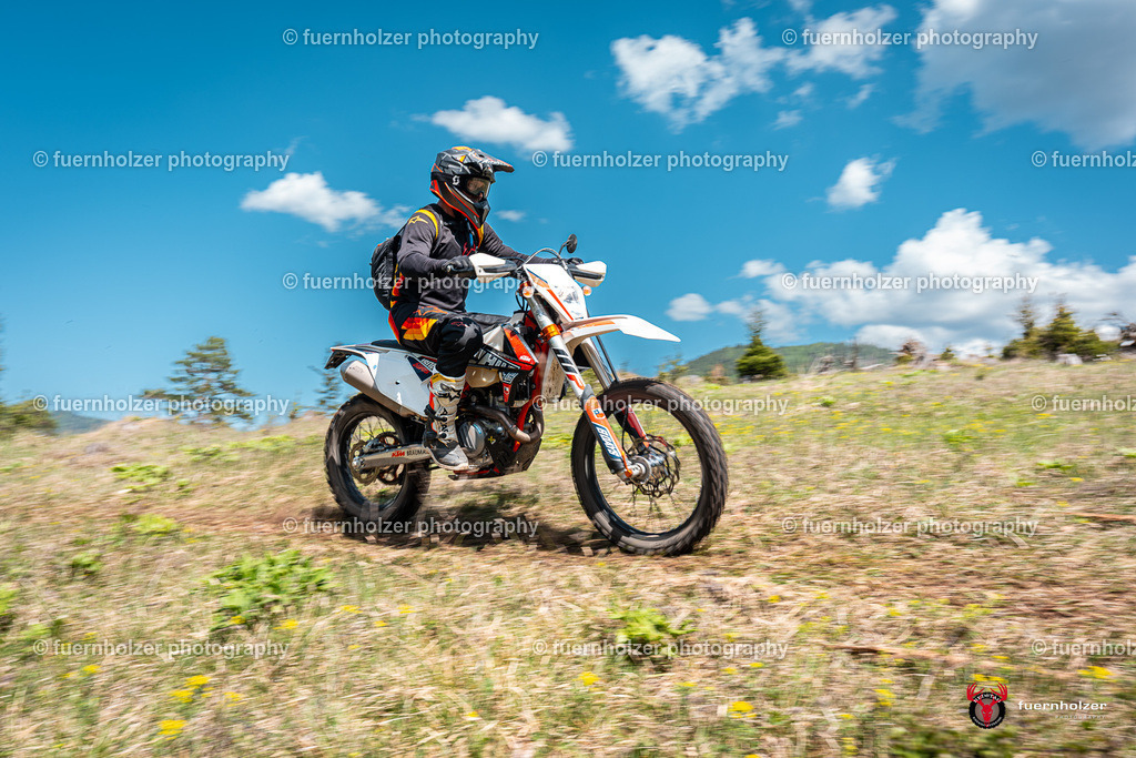 fuernholzer_250501-C1-427 | Fotografische Impressionen von der Red Stag Enduro Extreme by fuernholzer-photography.com. Endurosport in Österreich fotografisch festgehalten von fuernholzer. Auftragsfotografie für Private, Gewerbefotos und Industriefotografie. Eventfotografie, Sportfotografie und Motorsportfotografie. Anbieter von Fotoworkshops, Fototraining, fotografischen Vorträgen und Fotoseminaren.