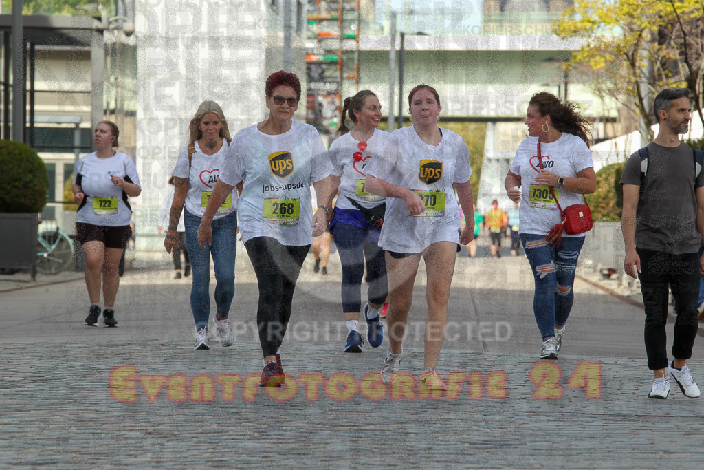 250920_1343_EV4_6537 | Sportfotografie im Rhein-Sieg Kreis, Köln, Bonn, NRW, Rheinland Pfalz, Hessen, etc. Unser Tätigkeitsfeld umfasst den Laufsport vom Volkslauf über den Marathon, Duathlon, Triathon bis zum Ultralauf wie Kölnpfad Ultra oder Schindertrail.
