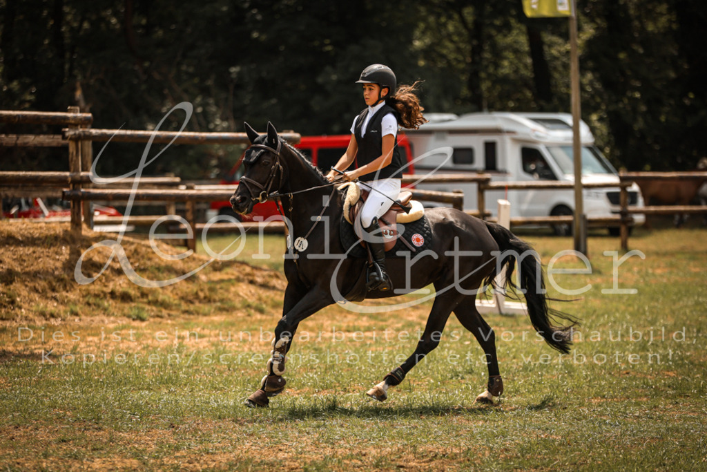 15.SaStE00270 | Leoni Ertmer Photography - Realisiert mit Pictrs.com