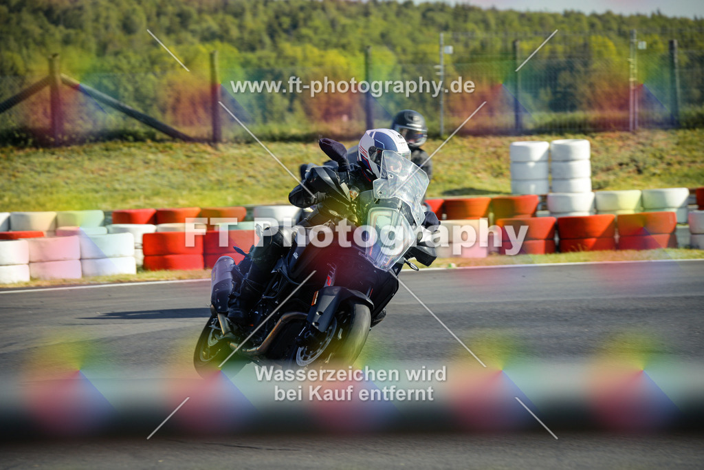 OBK_Mai_Volker_Adam-10037 | Hier findet Ihr Bilder von Touristenfahrten auf der Nürburgring Nordschleife oder von anderen Veranstaltungen die ich besucht habe. Viel Spass beim Durch Schauen 