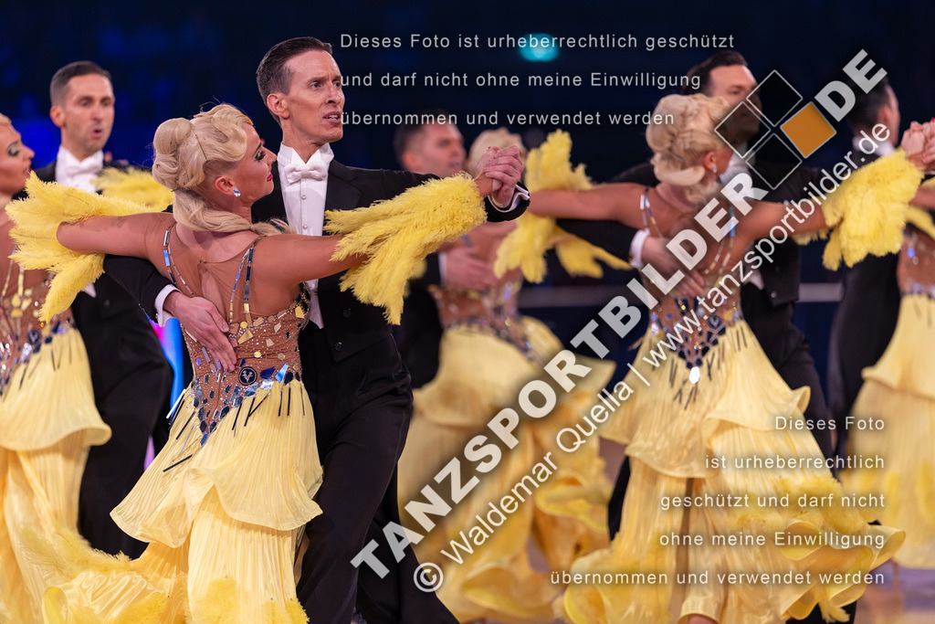 20231111-13791 | Hier finden Sie Tanz Bilder vom Latein und Standard Formationen tanzen. Sportbilder vom Tanzsport. Schöne Fotos und von Weltmeisterschaft, Europameisterschaft, Bundesliga, Regionalliga, Oberliga und Landesliga sowie von GOC Stuttgart, DanceComp, WM Bremen