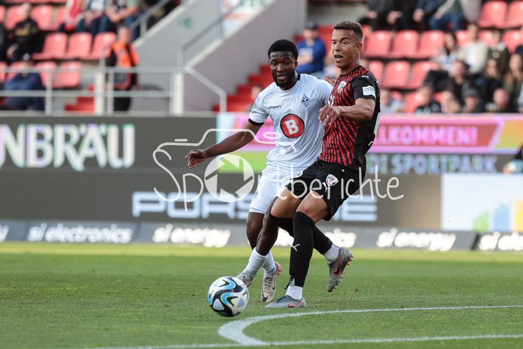 FC Ingolstadt - SV Waldhof Mannheim | im Duell Kelvin ARASE (SVW #36) und Marcel COSTLY (FCI #22) / Zweikampf