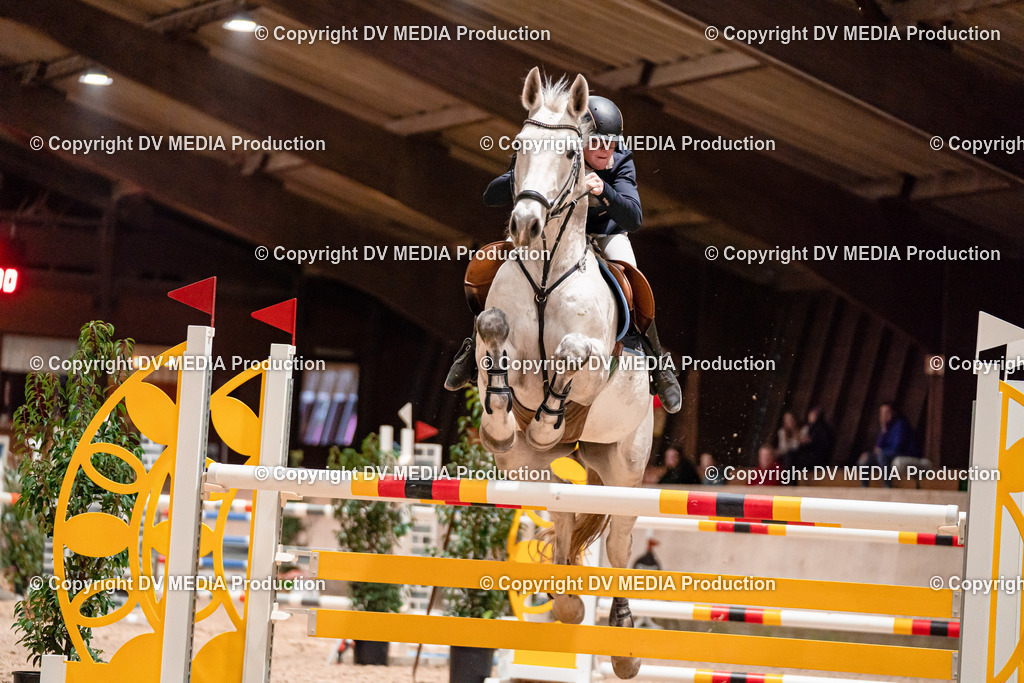 Springen Tag 1-779 | dv-media-shop - Realisiert mit Pictrs.com