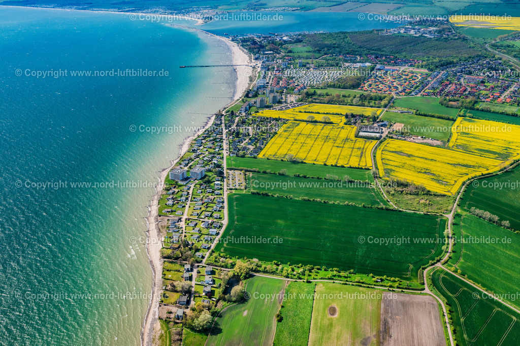 Grossenbrode_ELS_5546010524 | GROßENBRODE 01.05.2024 Meeres- Küste der Ostsee auf der Halbinsel Wagrien am Großenbroder Binnensee in Großenbrode im Bundesland Schleswig-Holstein, Deutschland. // Coast of the Baltic Sea on the Grossenbroder Binnensee in Grossenbrode in the state Schleswig-Holstein, Germany. Foto: Martin Elsen