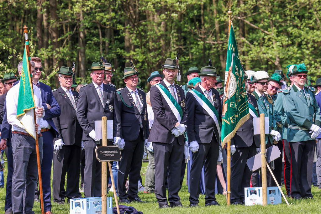 top-top.de 240509-174 | Foto, Video, Fotografie, Videografie, Fotobox, DJ, Discjockey, Musik, Musikbox, Veranstaltung, Photobooth, Amazon, Ebay, Buchtipp, Bestseller, Autor, Verlag, Buch, Wesel, Hamminkeln, NRW, Dinslaken, Rees, Drohne, Hochzeit, Party, Fotobox, Wesel, Fotograf