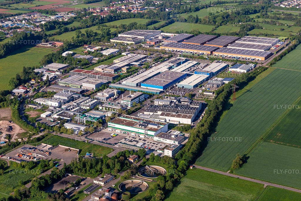 Luftbild: Industriegebiet Landau Ost in Landau in der Pfalz im Bundesland Rheinland-Pfalz in Deutschland. Foto: IMG_131338.jpg vom 07.05.2022 durch Werner Riehm/FLY-FOTO.de