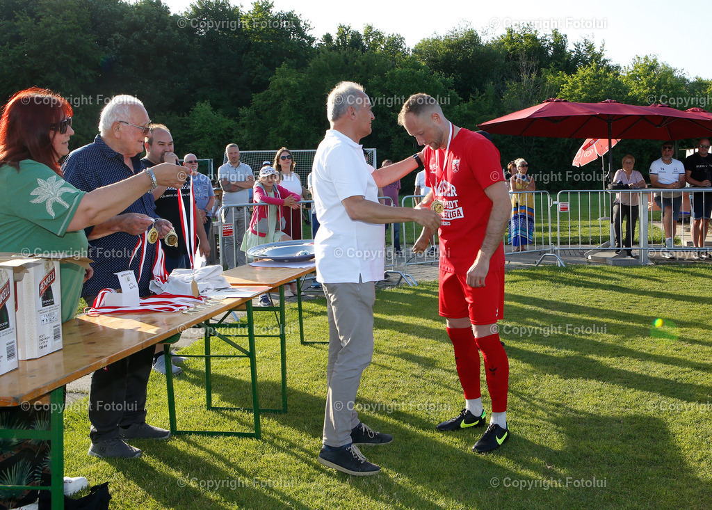 A_LUI_14062025_15 | MEISTERFEIER ASKOE OEDT 1B 2025 IM BILD:  (ASKOEOEDT) FOTO:FOTOLUI