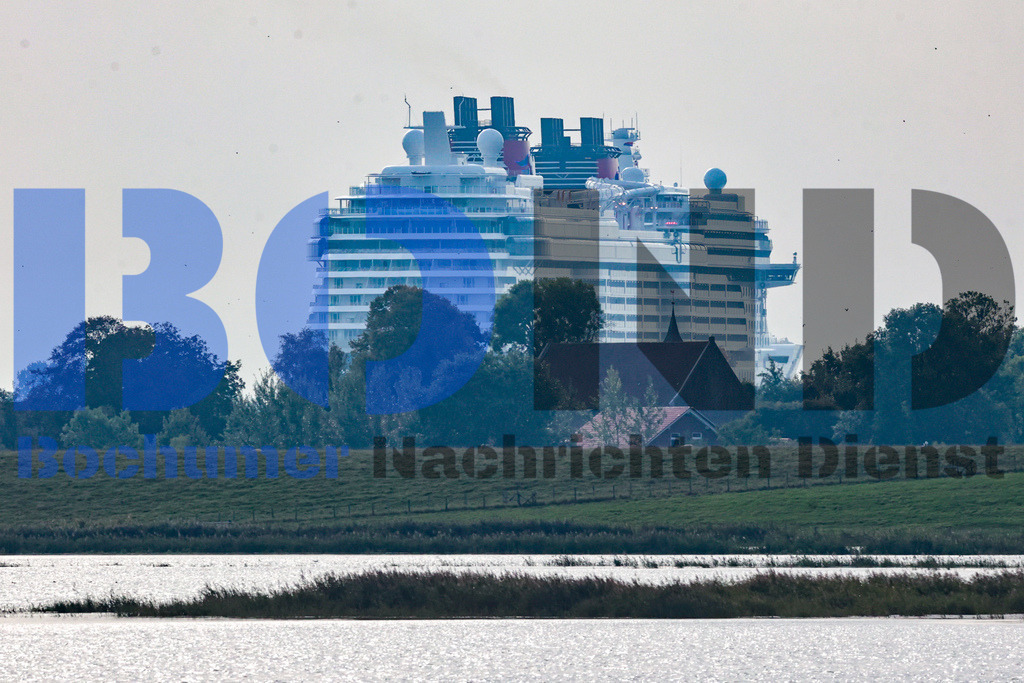 SES_EMDDIS20250920-12 | bond - Realisiert mit Pictrs.com