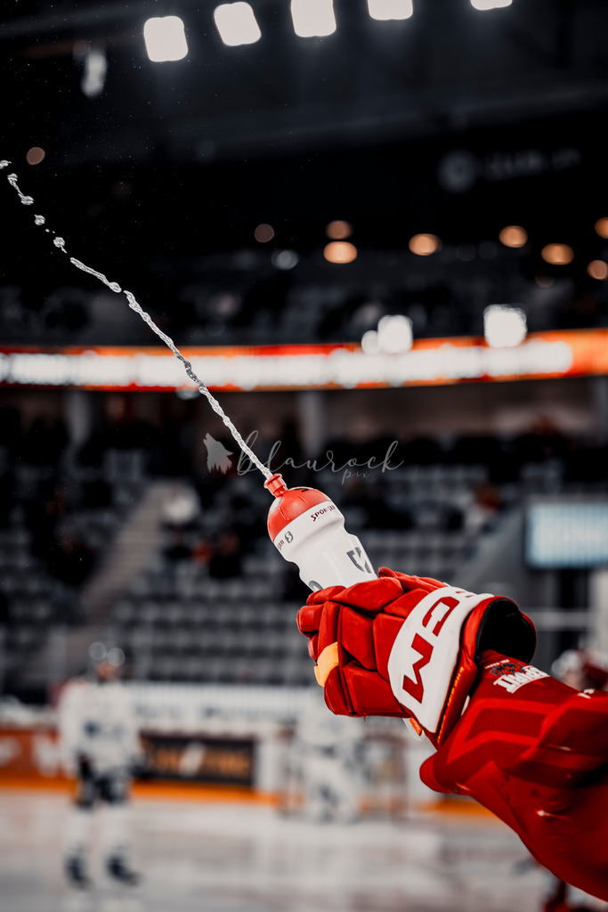 EHCB vs GCK 20260104-8655 | Sportbilder, Sportfotograf, Hochzeits- und Eventfotografin, Flugshows, Portraits und Tiershooting, Aviation, Downhill, Nationalleague, Swissleague, International