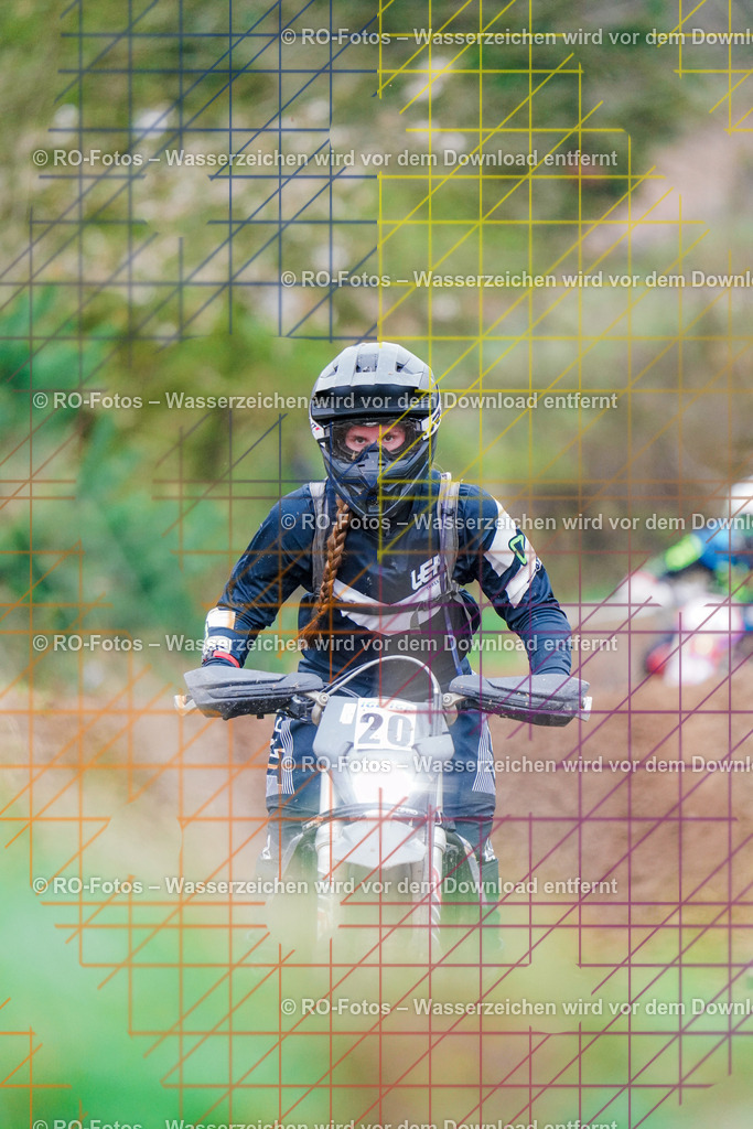 4 Lauf Mernes-727 | Sportfotografie von RO-Fotos: Motorsport, Motocross, Enduro, Laufveranstaltungen und Triathlon. Professionelle Fotos von Sportlern und Events. - Realisiert mit Pictrs.com