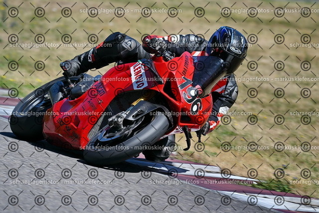 26bt04-0351 | markuskiefer.com - Realisiert mit Pictrs.com