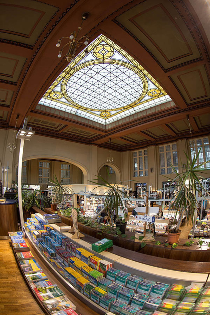 Hauptbahnhof - Preußischer Wartesaal | Entdecke über 20 Kategorien Leipzig-Motive: Foto-Downloads, hochwertige Poster, Leinwand- & Fine-Art-Prints. Jetzt Lieblingsfoto im Bildlexikon Leipzig Shop bestellen!