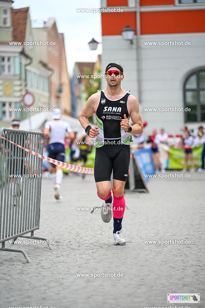SZI_6017 | Stadttriathlon Erding 2025. #yourpictrs #sportshot_your_pictrs @Sportshotphotography #stadttriathlonerding Copyright: www.sportshot.de