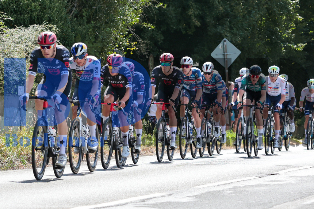 SES_DEUTOU20250821-18 | bond - Realisiert mit Pictrs.com