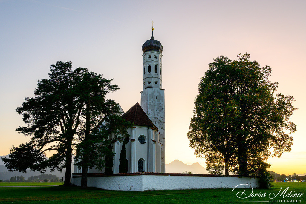 Die Colomanskirche bei Schwangau  | Die barocke Colomanskirche liegt bei Schwangau in Bayern.