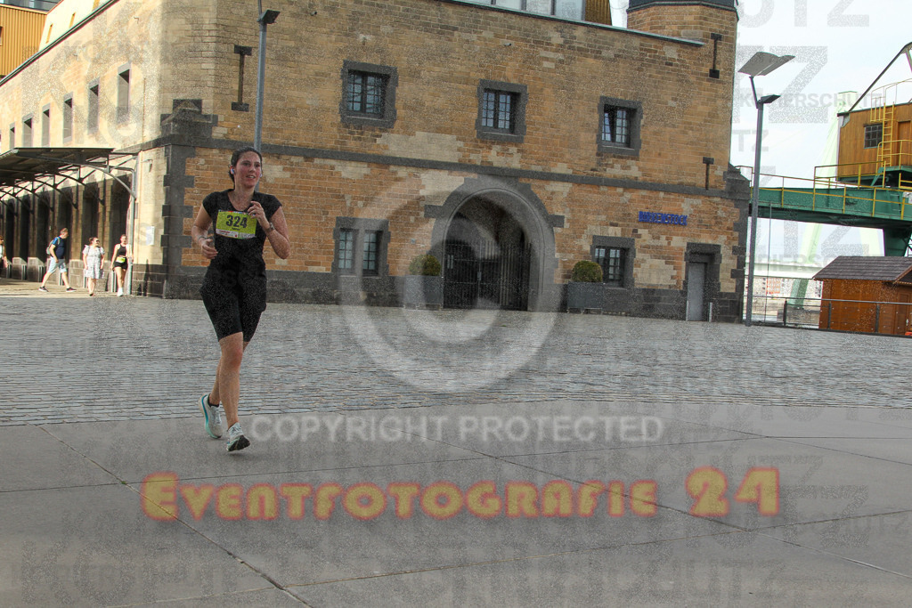 250920_1536_EV4_9284 | Sportfotografie im Rhein-Sieg Kreis, Köln, Bonn, NRW, Rheinland Pfalz, Hessen, etc. Unser Tätigkeitsfeld umfasst den Laufsport vom Volkslauf über den Marathon, Duathlon, Triathon bis zum Ultralauf wie Kölnpfad Ultra oder Schindertrail.
