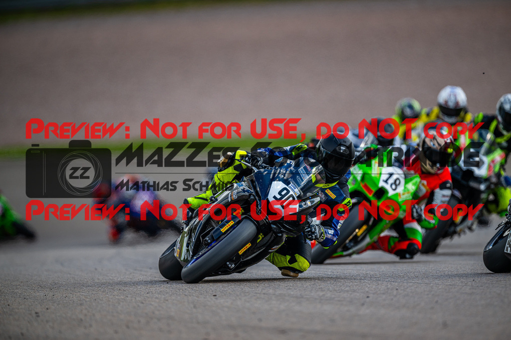 MaZZes_FotoMatrix_240505_6007705_1696 | STK1000
