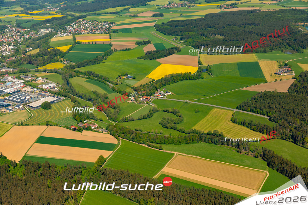 Das Luftbild zeigt : Plärn Erbendorf - Die Luftaufnahme wurde 2024 vom UL-Flugzeug aus erstellt ( keine Drohne ) - Hochauflösende Luftaufnahme - Für grossformatige Ausdrucke geeignet. Die Geschenkidee !Mit Lizenz und Bildrechte bestellbar