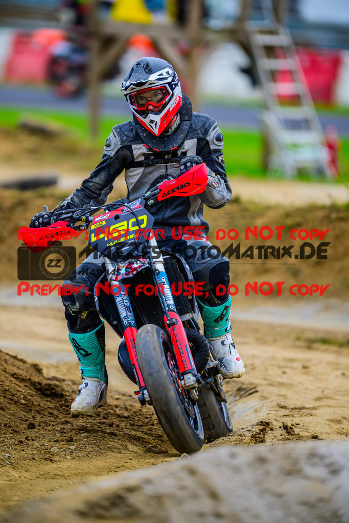 MaZZes_Fotomatrix_20251003_6007705_7157 | S4