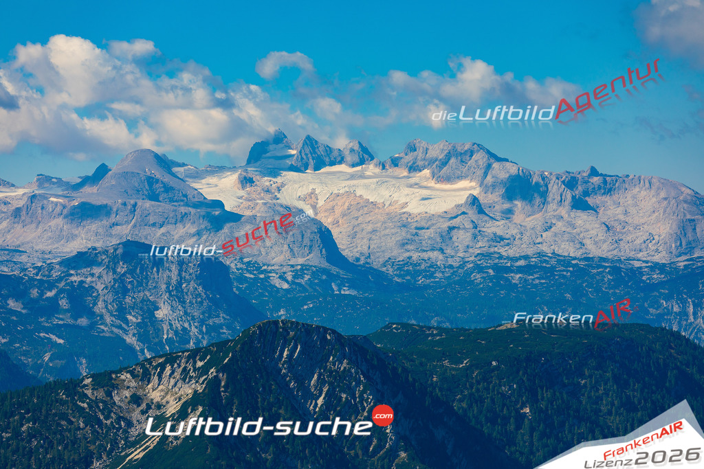 Luftaufnahme  Dachstein Gletscher  Hallstatt Das Luftbild wurde 2025 vom UL-Flugzeug heraus erstellt ( keine Drohne ) - Hochauflösende Luftaufnahme -Nicht vergleichbar mit Google Maps oder Satelittenbilder- Die Geschenkidee !Mit Lizenz und Bildrechte bestellbar
