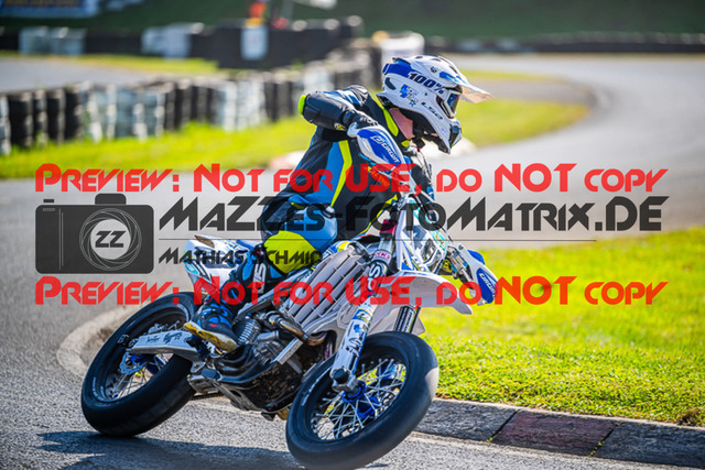 MaZZes_FotoMatrix_230916_6786 | UE40