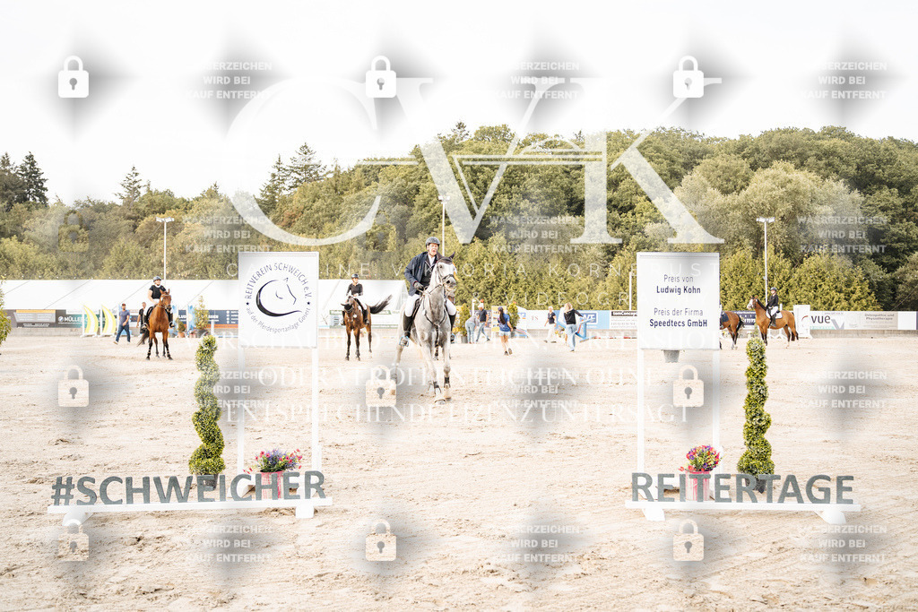 CK704228 | Turnierfotografie Pferdefotografie Trier Rheinland-Pfalz Pferdesport Reitsport Tierfotografie Sportfotografie Pferdevideo Pferdevideografie Equestrianvideography equestrianphotography  - Realisiert mit Pictrs.com