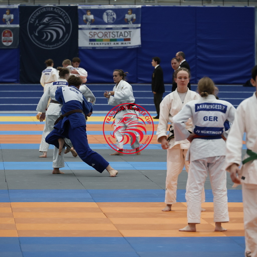 IMG_7280 | Fotos vom Adler Cup - Pictures from Adler Cup

Hier findet Ihr alle Eindrücke und großen Momente der Adler Cup Wochenenden. Here you will find all impressions and great moments of the Adler Cup weekends. - Realisiert mit Pictrs.com