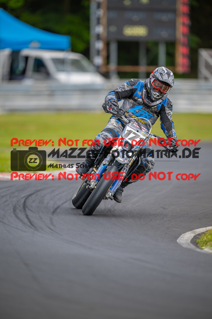 MaZZes-Fotomatrix-20260508-51720 | G1