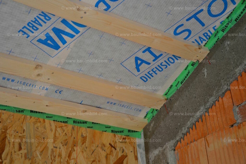 bib-lg13-holzbau-ausbau-0010 | Nach LV-Leistungsgruppen sortierte Detailfotos über den Bau eines Hauses. Alle Hausbau-Bilder direkt vom Urheber und Autor der Website Haus-Selber-Bauen.com