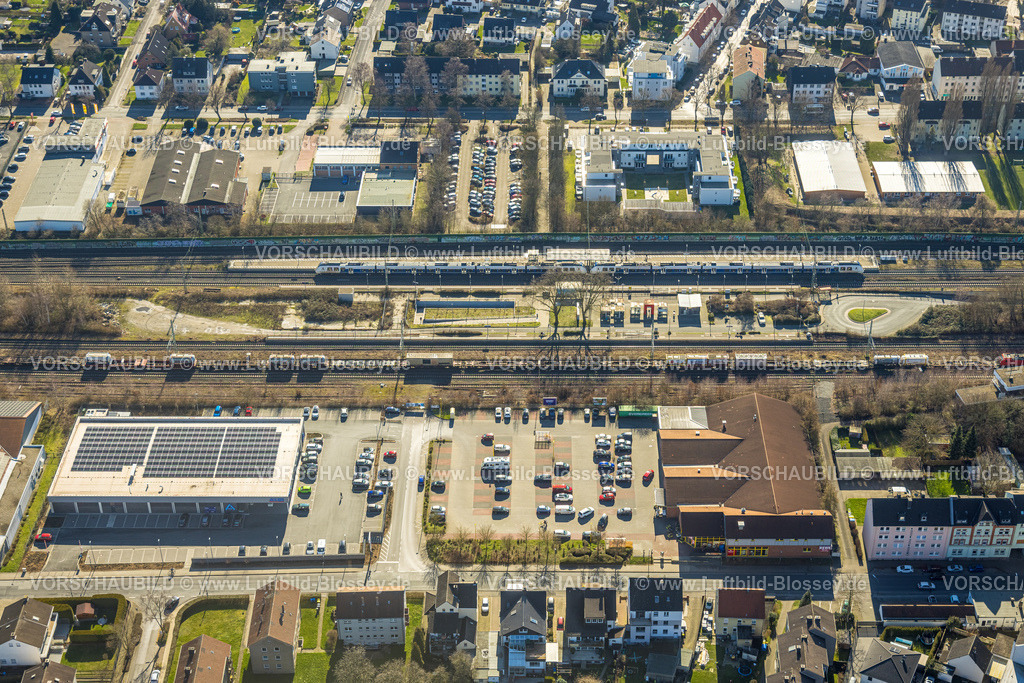 Holzwickede230213560 | Luftbild, Holzwickede Bahnhof, S-Bahn, Aldi und Rewe Supermarkt, Holzwickede, Ruhrgebiet, Nordrhein-Westfalen, Deutschland