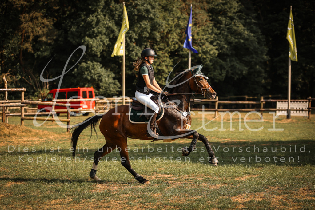 14.FrPfL00124 | Leoni Ertmer Photography - Realisiert mit Pictrs.com