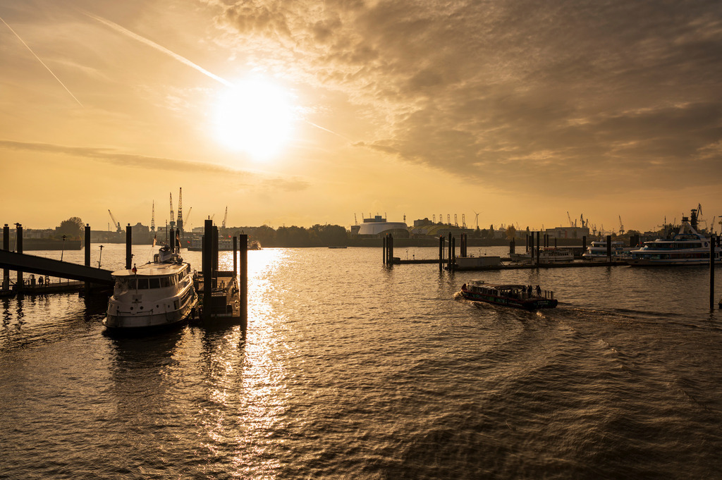 2022_10_31_HAMBURG_MCP5511 | Hochwertig gedruckte Fotografien für die Wand, als Kalender und zum Verschenken. Hamburg & Norddeutschland und überall wo ich mit der Kamera unterwegs war.