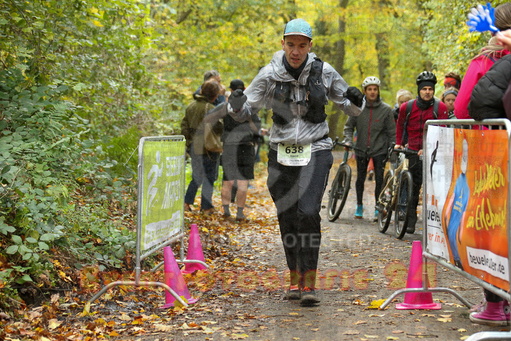 251026_1304_EX1_2425 | Sportfotografie im Rhein-Sieg Kreis, Köln, Bonn, NRW, Rheinland Pfalz, Hessen, etc. Unser Tätigkeitsfeld umfasst den Laufsport vom Volkslauf über den Marathon, Duathlon, Triathon bis zum Ultralauf wie Kölnpfad Ultra oder Schindertrail.