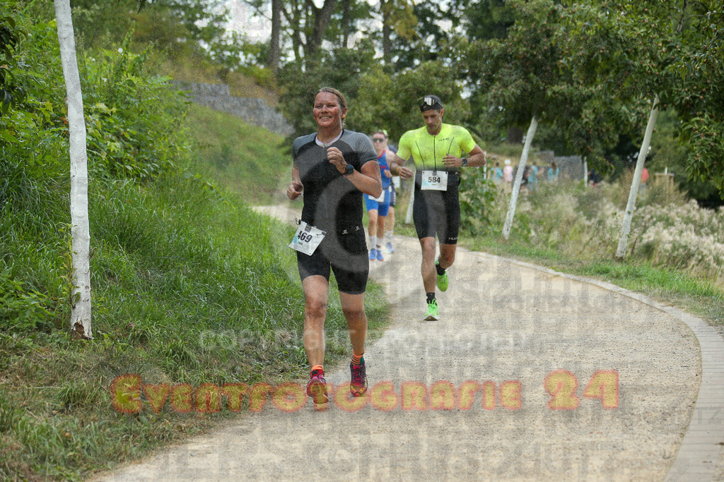 250824_1405_EX1_4899 | Sportfotografie im Rhein-Sieg Kreis, Köln, Bonn, NRW, Rheinland Pfalz, Hessen, etc. Unser Tätigkeitsfeld umfasst den Laufsport vom Volkslauf über den Marathon, Duathlon, Triathon bis zum Ultralauf wie Kölnpfad Ultra oder Schindertrail.