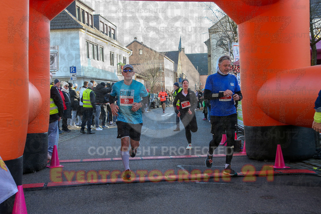 241201_1235_EX1_2815 | Sportfotografie im Rhein-Sieg Kreis, Köln, Bonn, NRW, Rheinland Pfalz, Hessen, etc. Unser Tätigkeitsfeld umfasst den Laufsport vom Volkslauf über den Marathon, Duathlon, Triathon bis zum Ultralauf wie Kölnpfad Ultra oder Schindertrail.