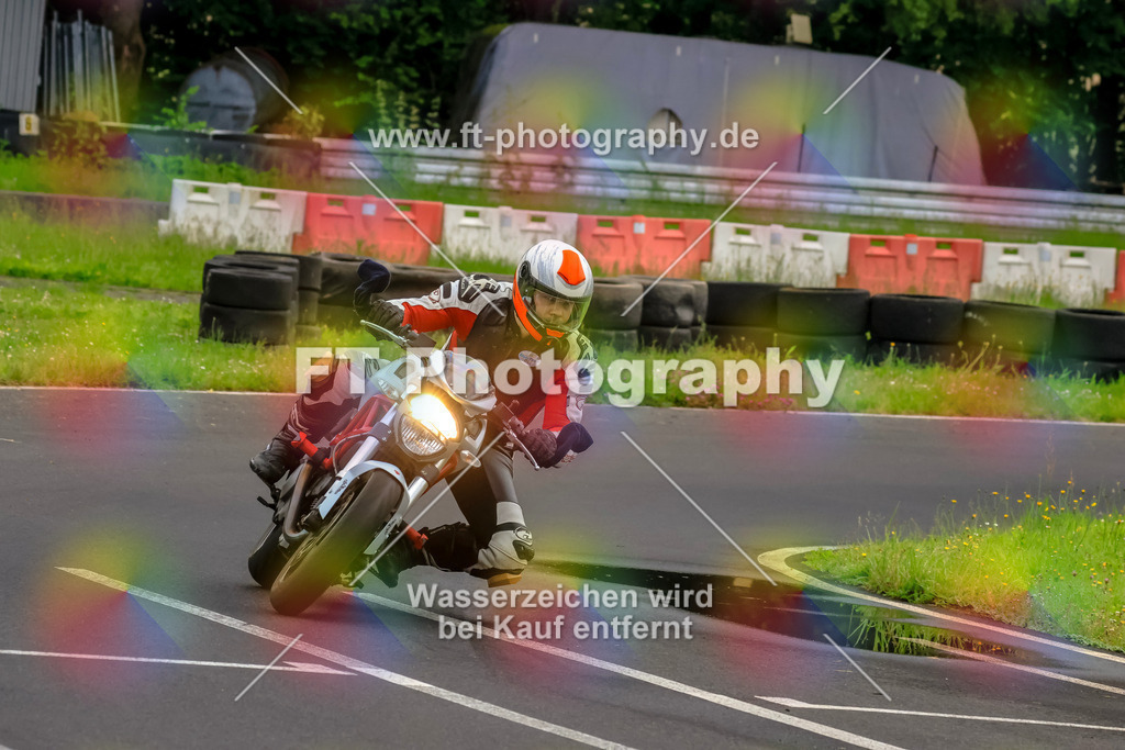 VBK-6616 | Hier findet Ihr Bilder von Touristenfahrten auf der Nürburgring Nordschleife oder von anderen Veranstaltungen die ich besucht habe. Viel Spass beim Durch Schauen 