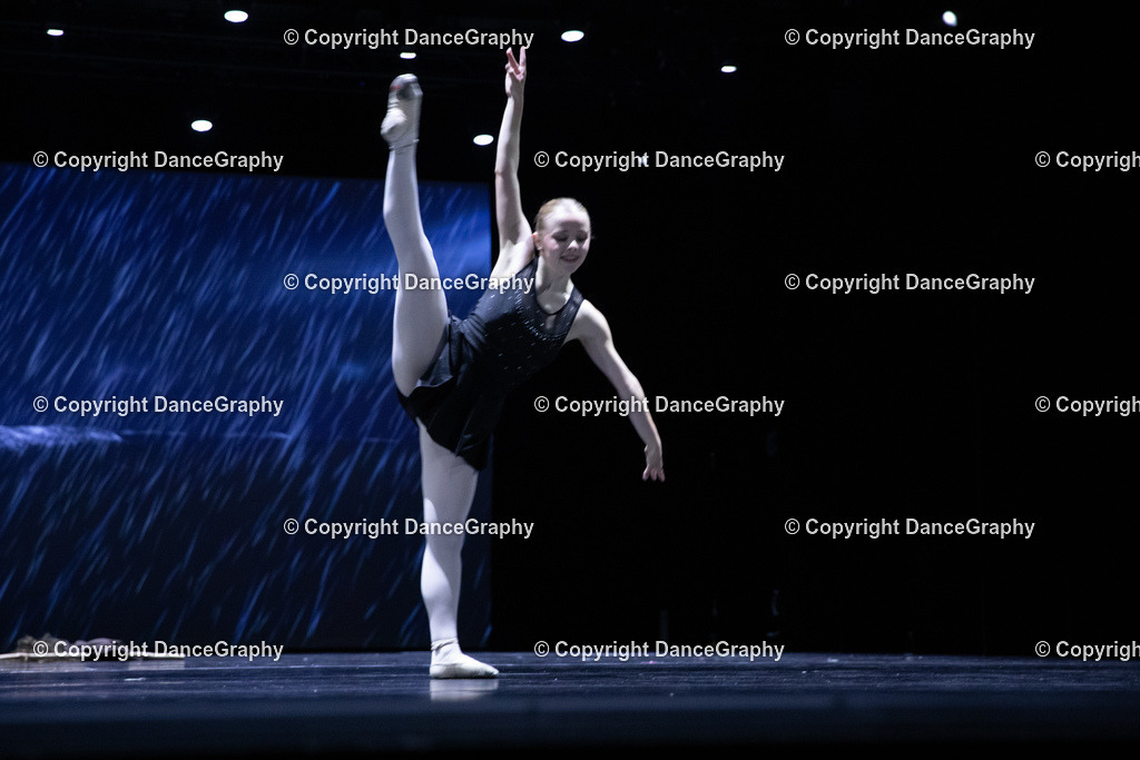 GPHY5743 | DanceGraphy - Realisiert mit Pictrs.com