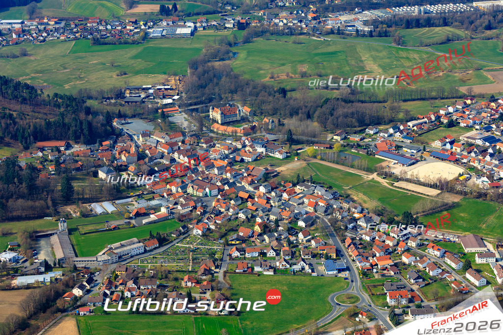 Die Luftbildaufnahme Mitwitz -  wurde 2019 mittels Flugzeug (keine Drohne) erstellt. Perfekte Schärfe und Druck- Ergebnisse- Garantiert!